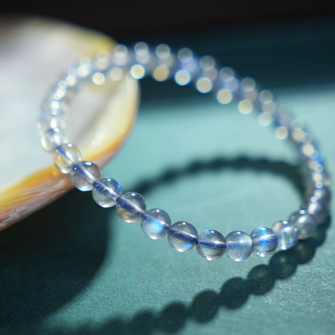 12号【专场福利】月光手串  卡5-6mm