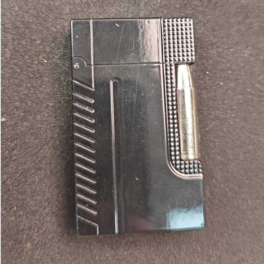 DP007子弹头充气打火机