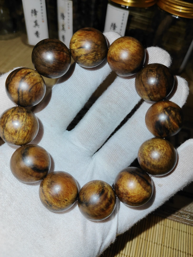 贡木手串2.0cm圆珠清甜花果香