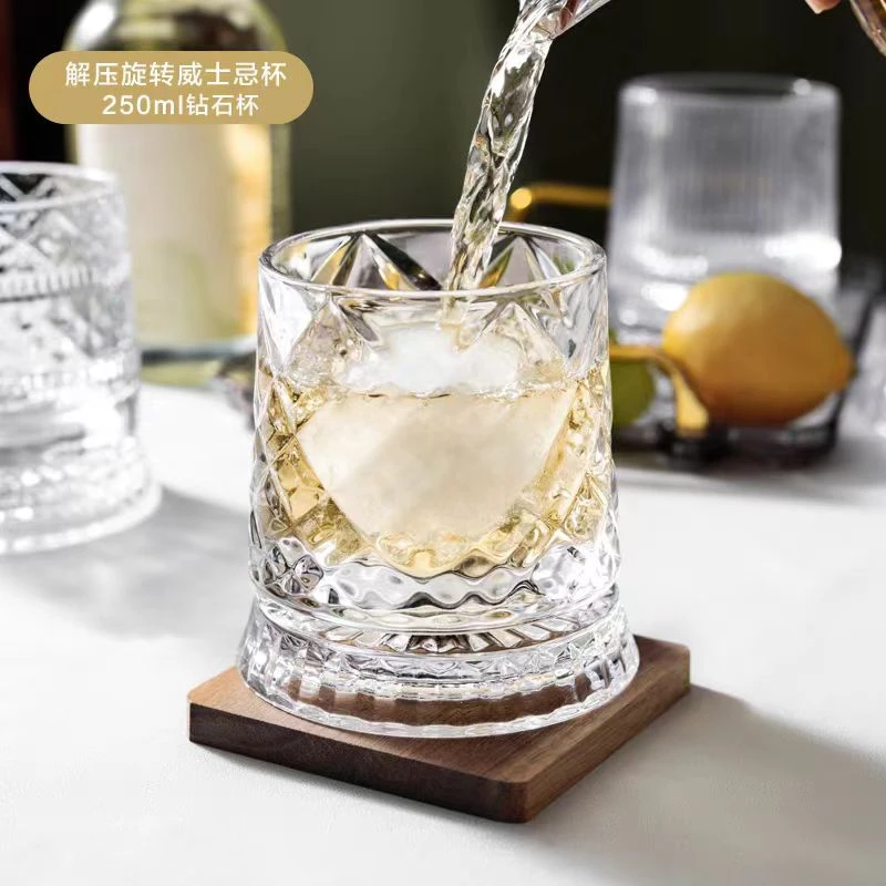 旋转威士忌酒杯洋酒水晶欧式杯子无铅玻璃转转解压杯花器