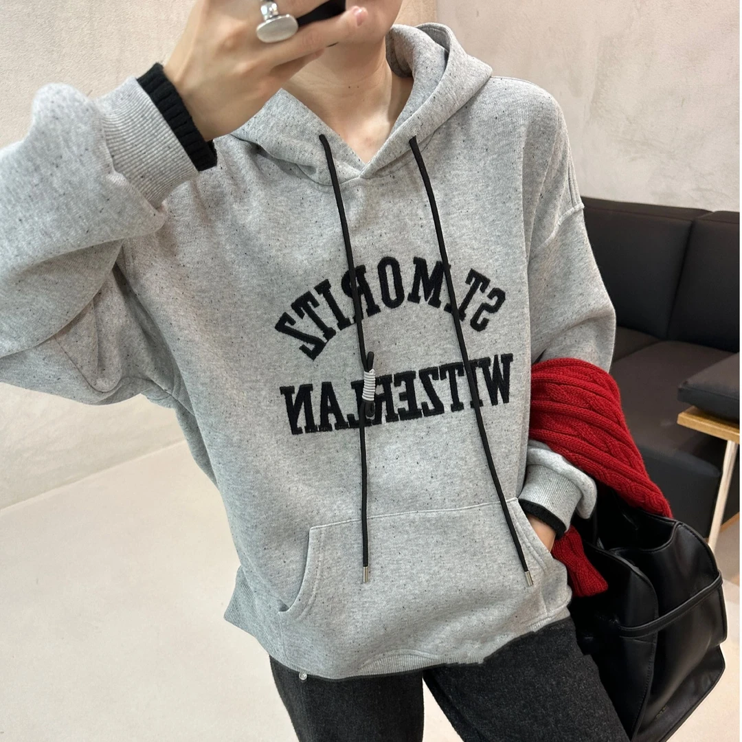 新款气质休闲简约韩版字母连帽卫衣L8667