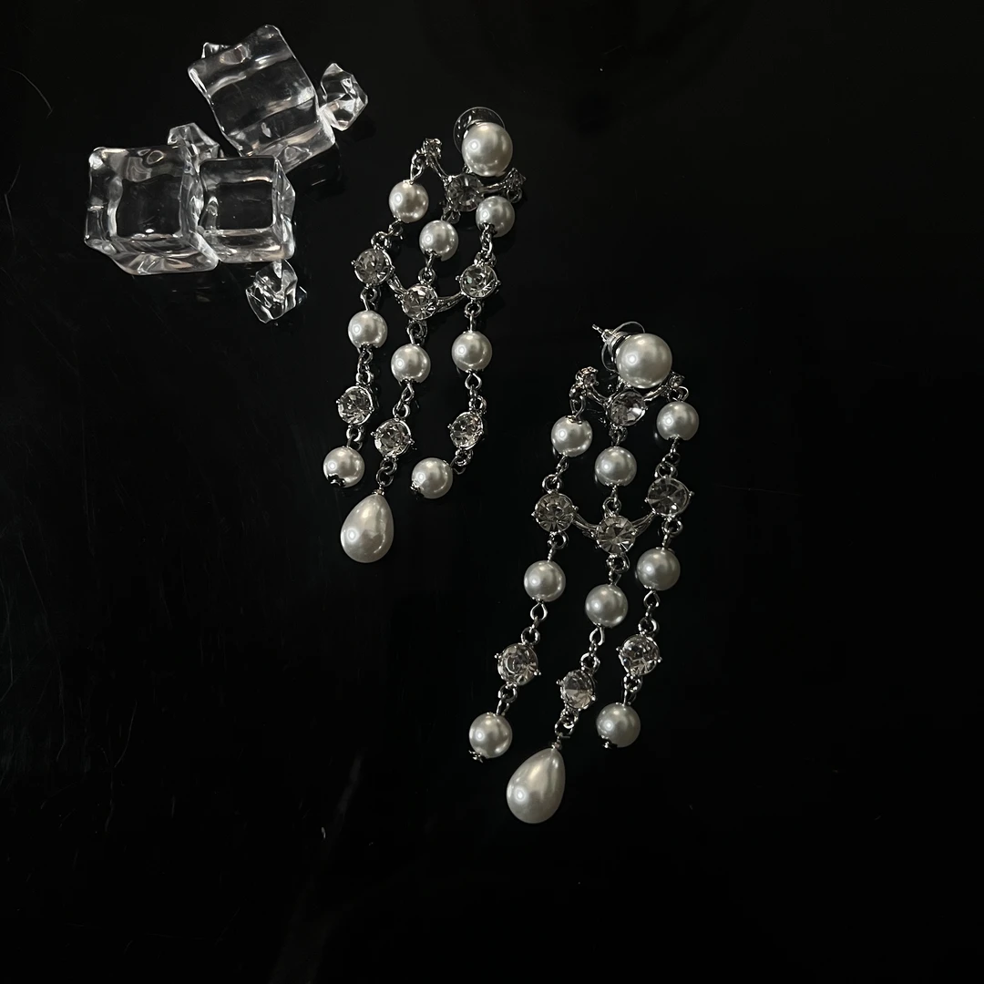 铜合金耳饰 银色百搭耳环气质耳饰时尚