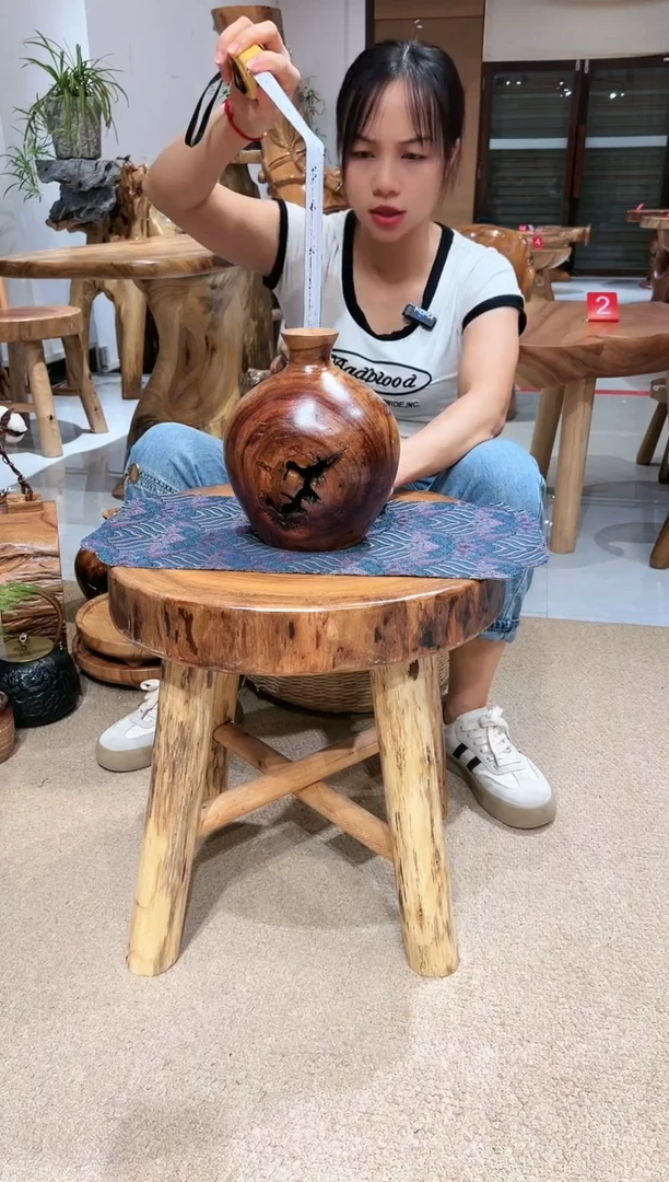 【闪购商品】香樟木风化花瓶：22/21/15