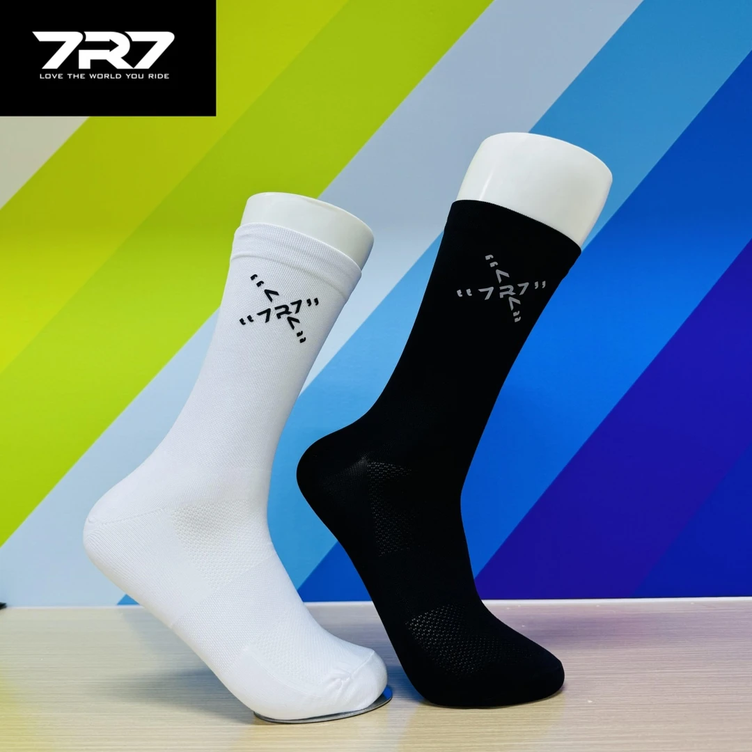 7R7反光骑行袜春秋透气吸汗男女自行车公路车长筒速干反光舒适