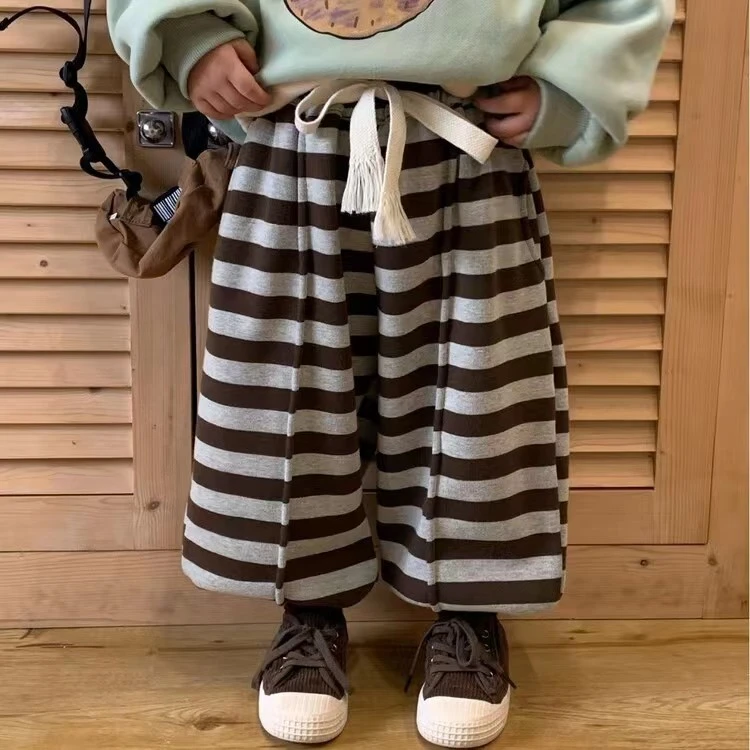 AC073女童冬季加绒条纹裤子