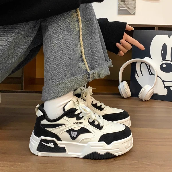 Warrior/回力女鞋冬季加绒加厚百搭小白鞋黑白运动休闲潮酷板鞋女