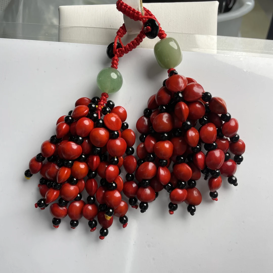 691石英质玉红豆钥匙坠（发一个，多样性发货）