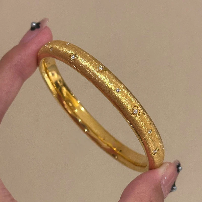 铜合金手镯 满天星轻奢手镯时尚百搭奢品手环气质设计款简约小众