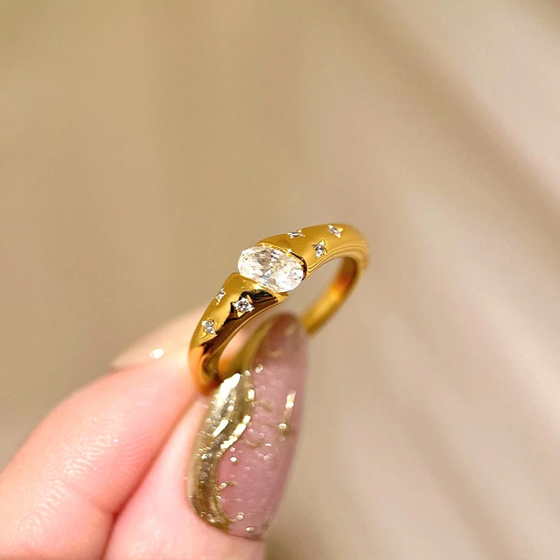 铜合金戒指 戒指爆款星芒鸽子蛋戒指女时尚轻奢四芒星指环简约