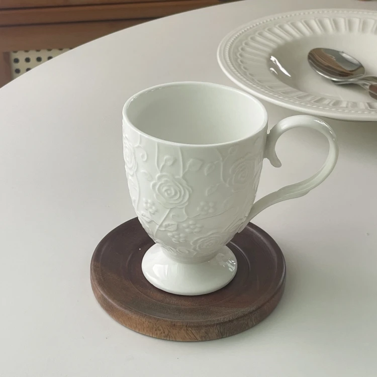 法式ins风浮雕玫瑰花陶瓷咖啡杯下午茶杯子家用高脚杯早餐水杯