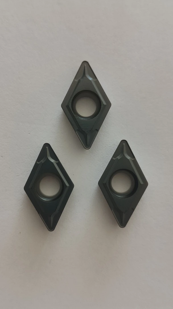 菱形55度单面刀片通用材质DCMT11T304/08