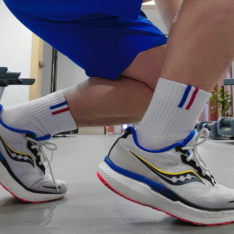 FL推荐！凯凯穿了好多年的高帮袜子 散步休闲运动都适合 吸汗透气