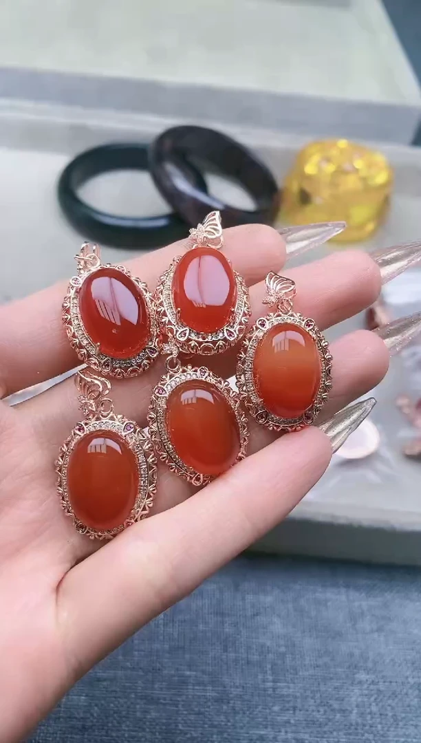 【闪购商品】南红玛瑙颈饰未镶嵌多样性发拍一发一