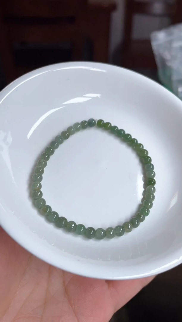 【闪购商品】翡翠手链未镶嵌卡4+