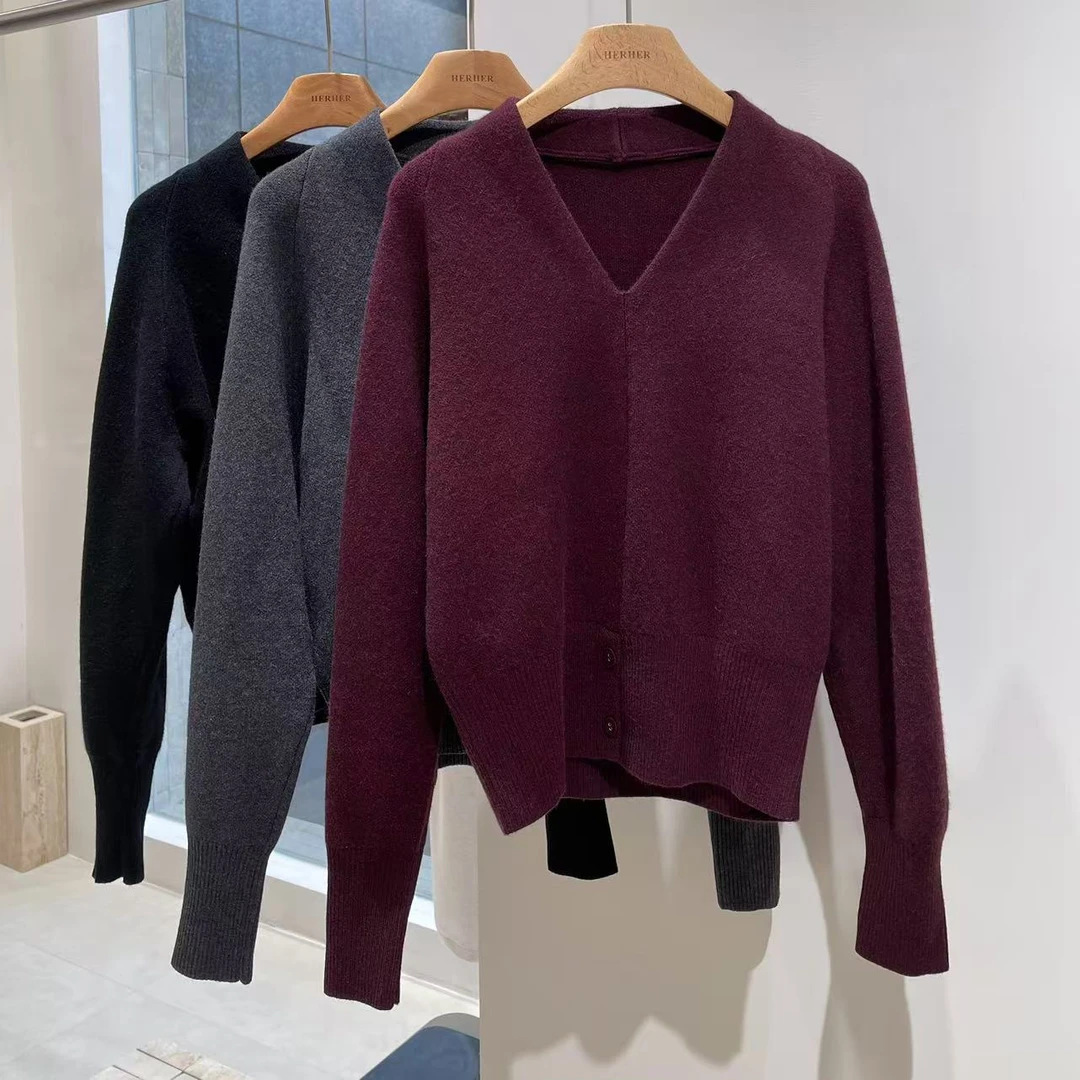 韩版百搭V领显瘦毛衣