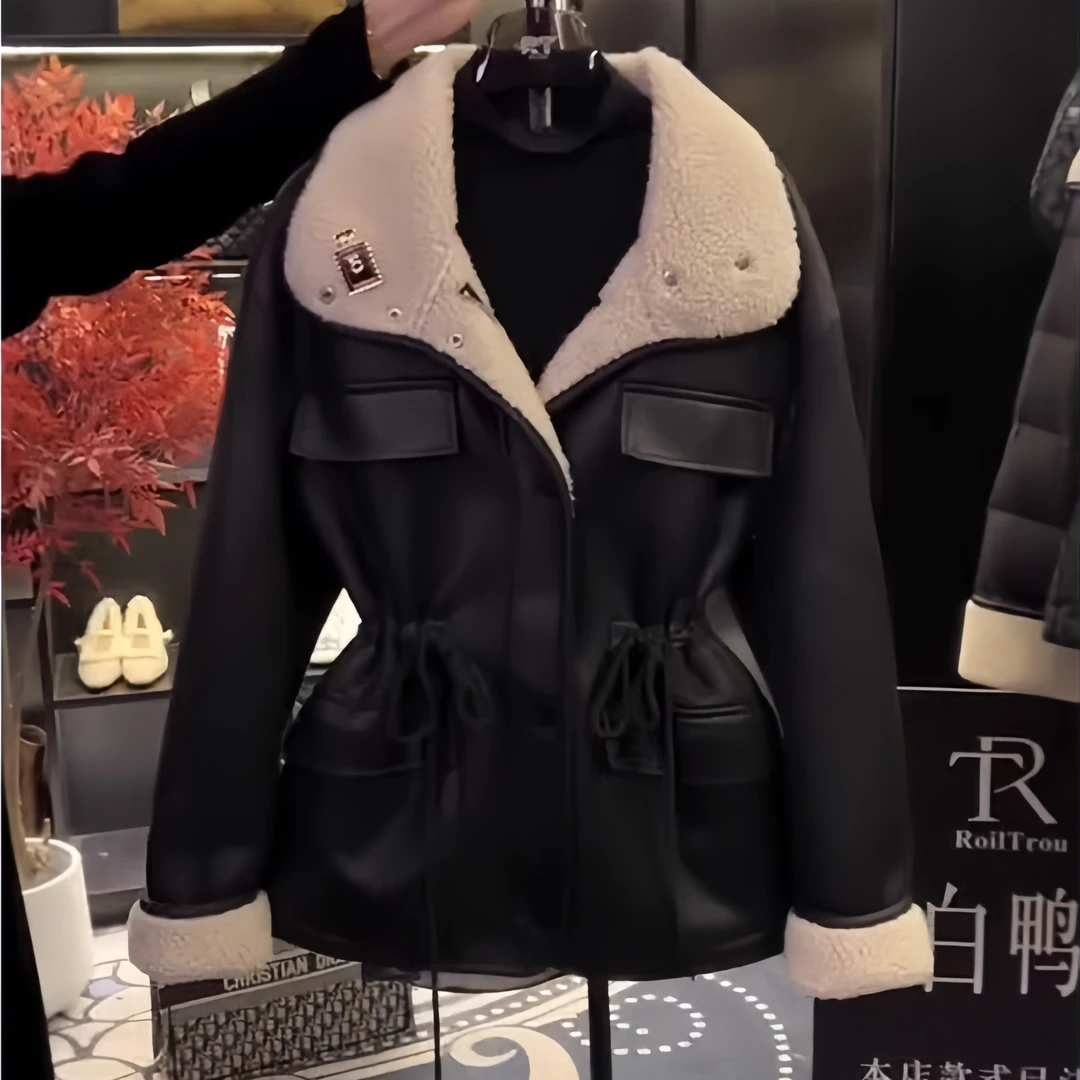 0292今年流行漂亮超好看小香风黑色皮毛一体派克服短款外套冬季