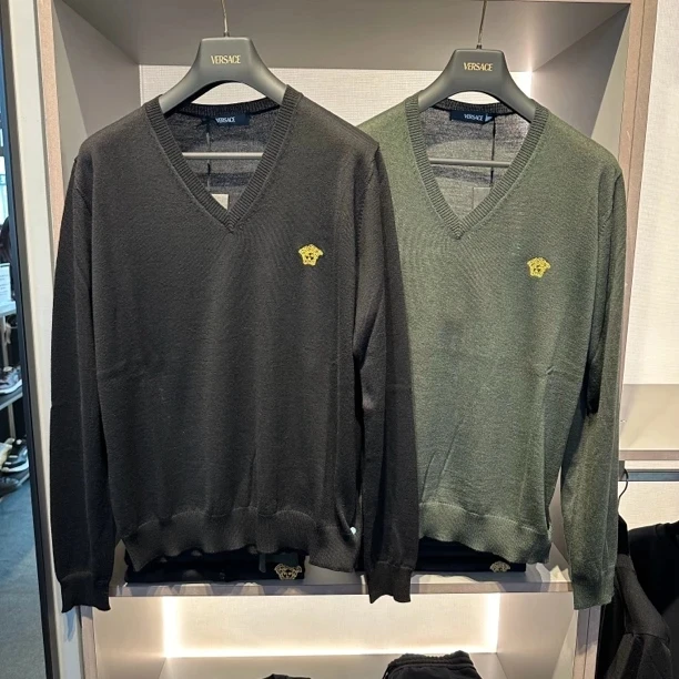 未使用 VERSACE/范思哲 范思哲男士新款经典长袖V领羊毛衫
