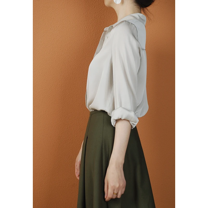 【与风萦】褶皱精品宽松衬衣气质上衣纯色显瘦长袖春夏方领时尚百搭