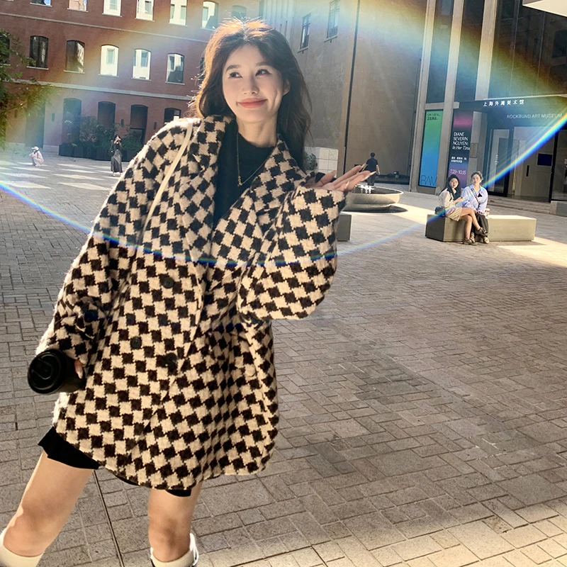 咖色格子毛呢外套女2024冬季新款韩版时尚气质小个子加厚呢子大衣