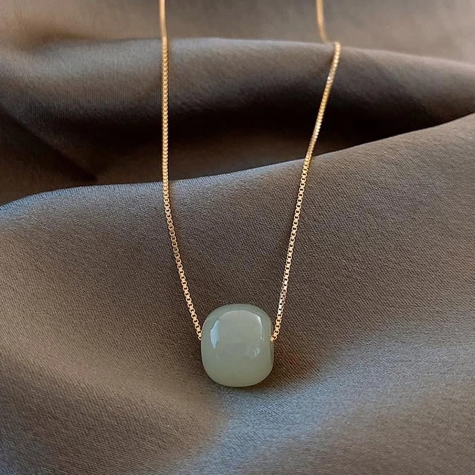 和田玉锁骨链新款爆款中式转运珠银高级感玉石吊坠古巴项链女生