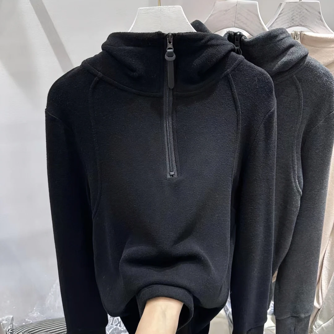 德绒秋冬新款长袖洋气别致黑色连帽卫衣半拉链打底百搭保暖上衣