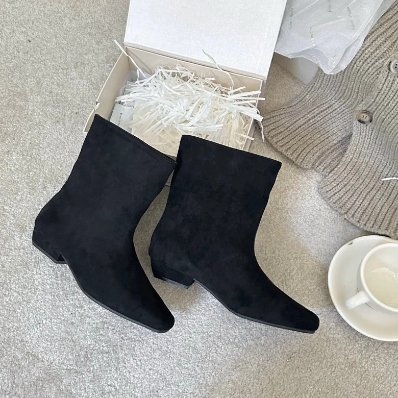 首尔街头～！韩范短筒瘦瘦靴女绒面气质小短靴9118