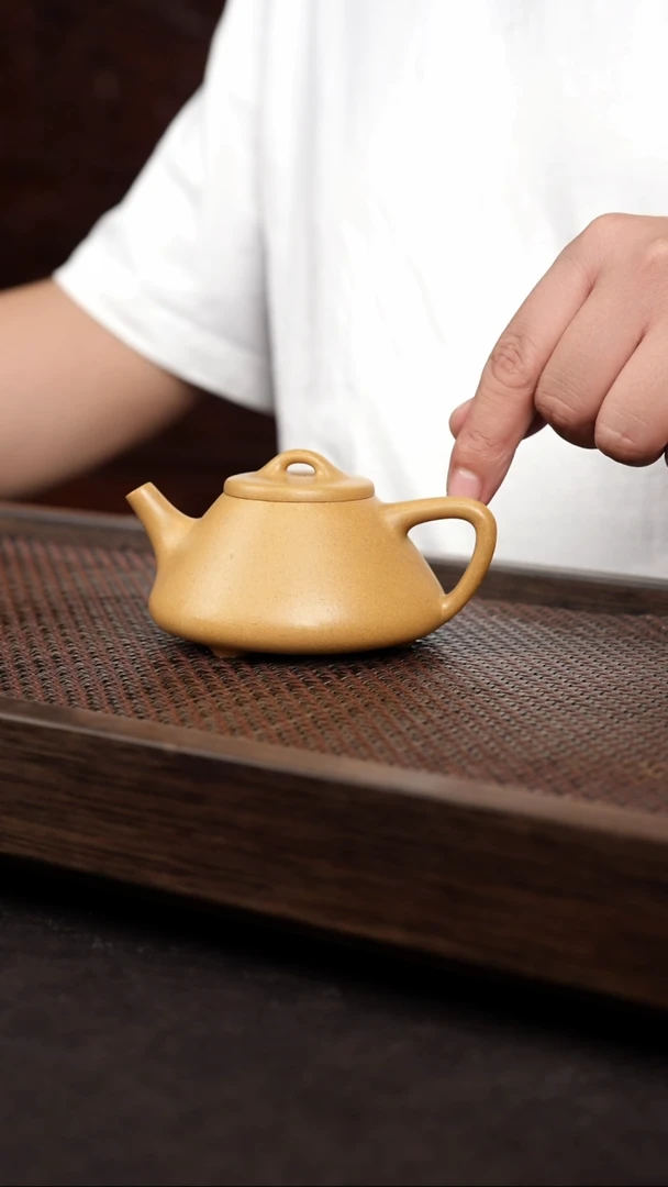 【闪购商品】紫砂茶壶黄金段子冶