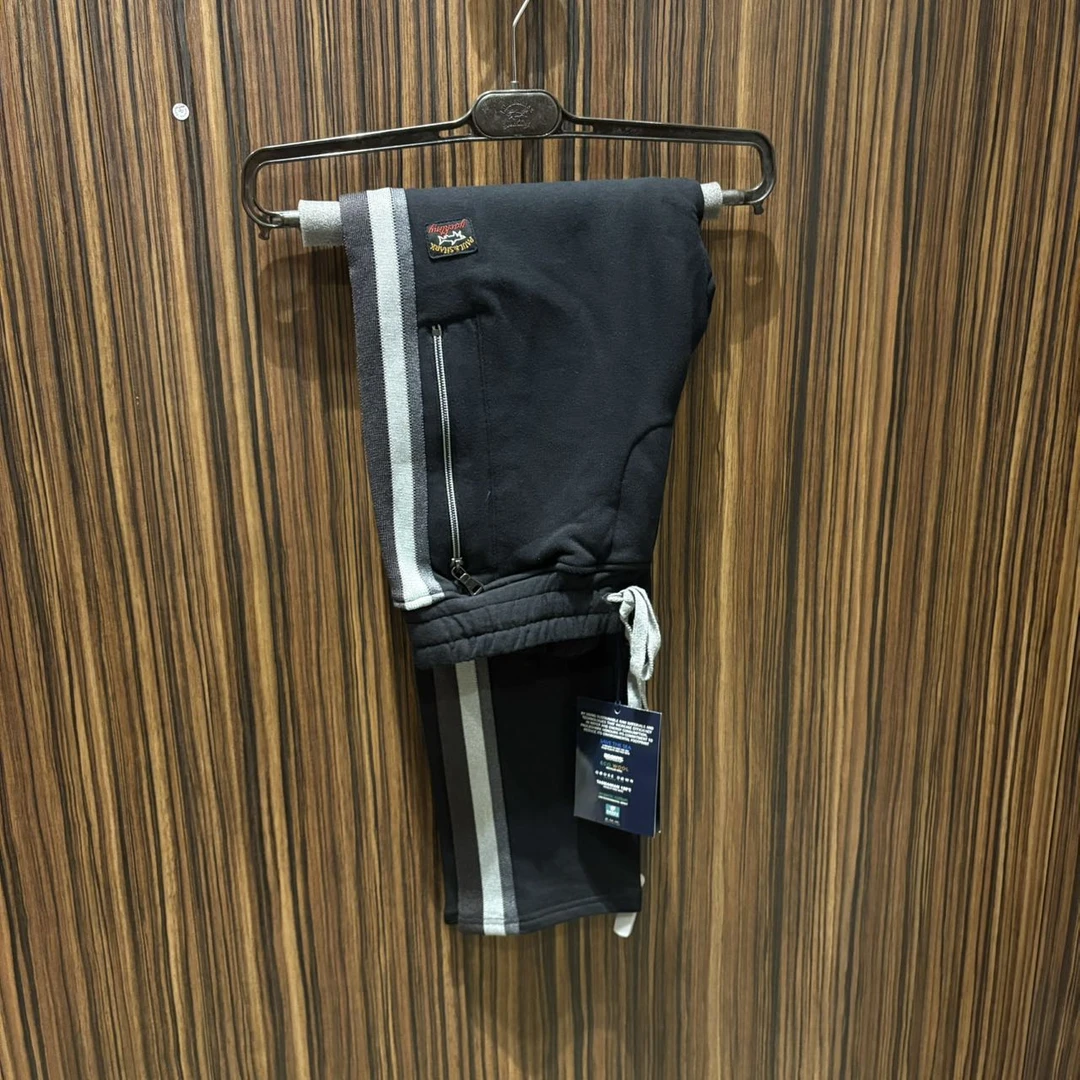 福福意大利 保鲨 国现L 男款黑色条纹加厚卫裤