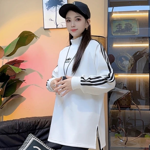 蓝莓果:动感Shining三条杠卫衣女秋冬季加绒加厚新款上衣