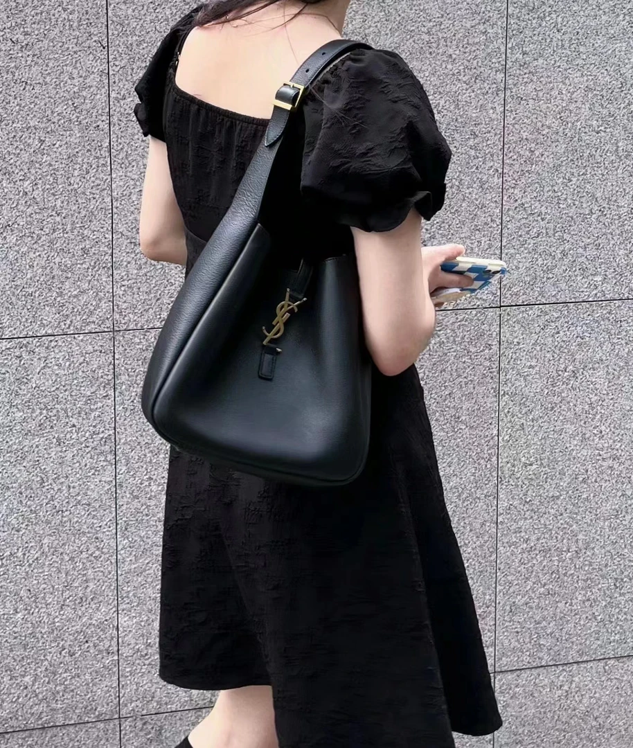 99新 YSL/圣罗兰 ysl hobo黑水桶包/公价无/严选