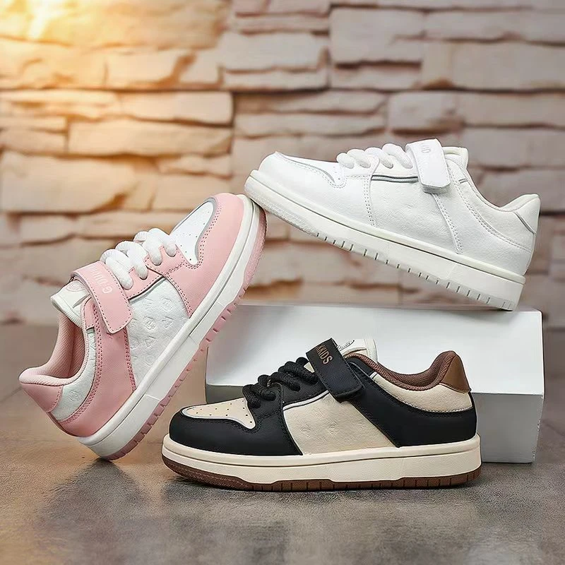 儿童春秋季四季款皮面防水防滑休闲板鞋6208码26-37