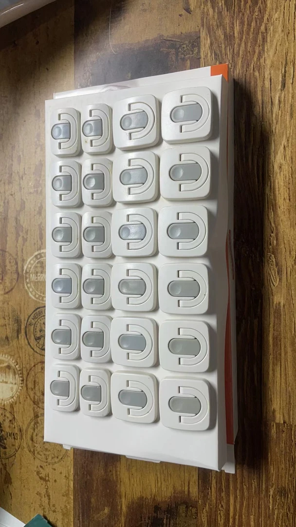 宝宝安全保护插座