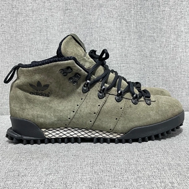 40码 adidas 登山 户外运动鞋 公价899 二手