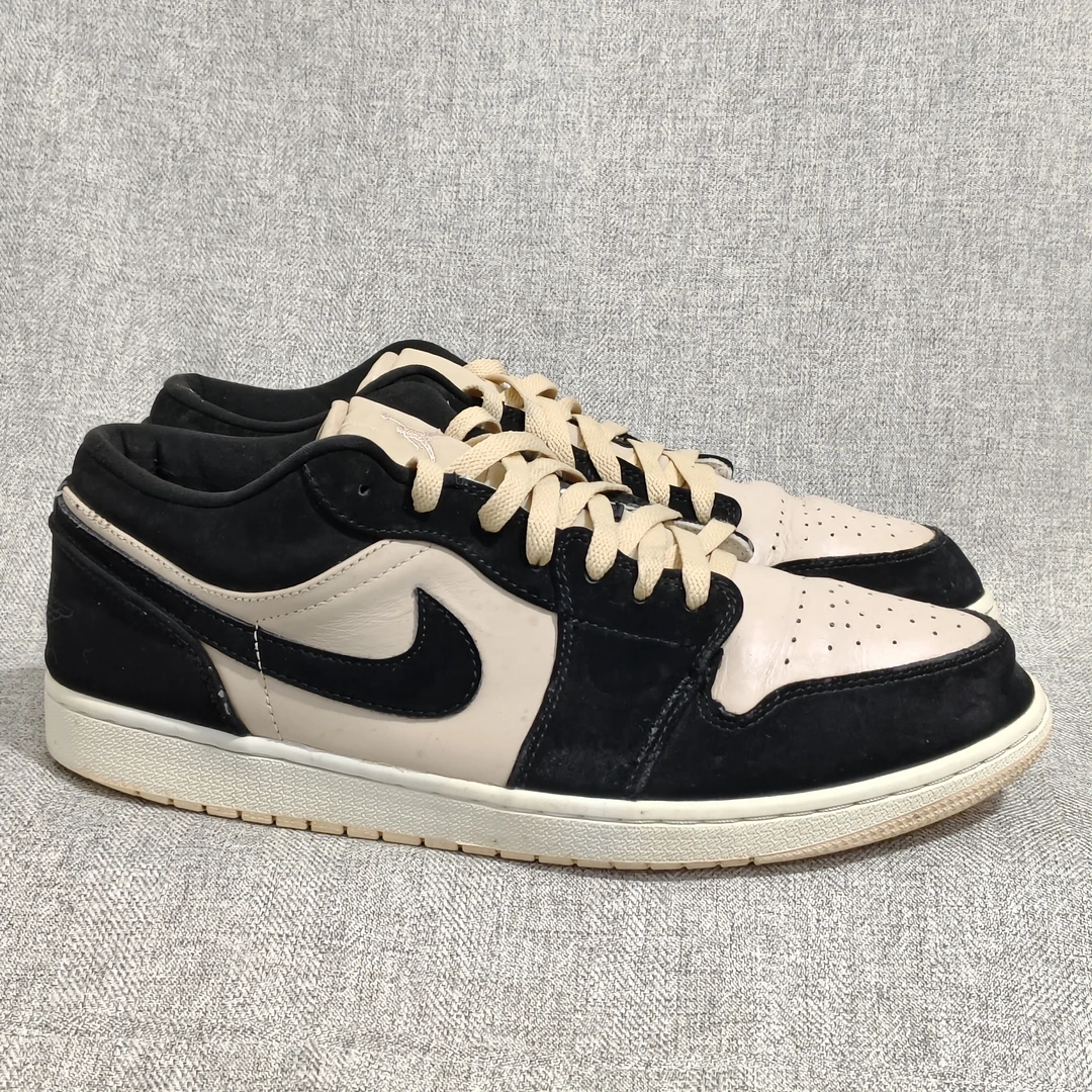 46码 Air Jordan 1 休闲鞋 低帮/黑/冰番石榴色/帆白 鞋面磨损