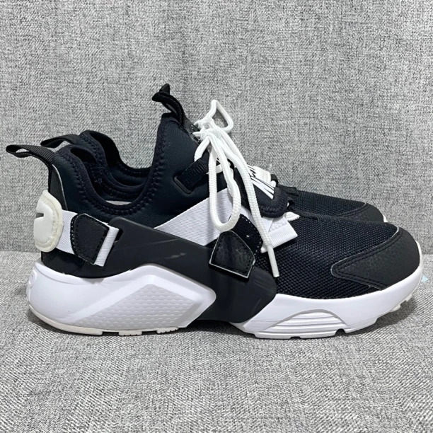 38.5码 Nike Air Huarache City 华莱士 休闲鞋 黑白 二手/9新