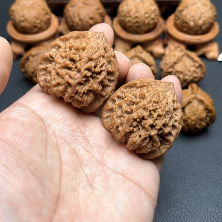 文玩核桃把件头货精品老款 满天星边41编号065
