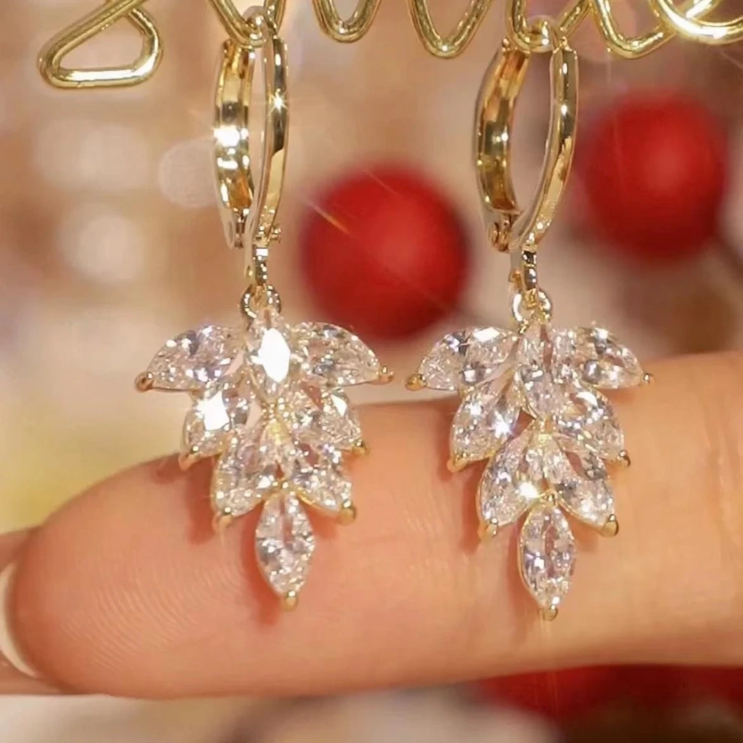 铜合金合成锆石耳饰 粉色树叶轻奢百搭时尚耳扣女爆款网红耳饰701