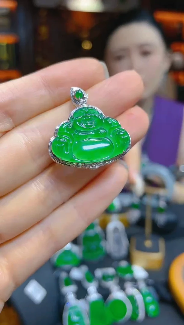 【闪购商品】翡翠颈饰18K金镶嵌104751天然A货翡翠佛公