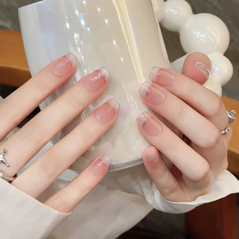 【水光肌】纯手工定制穿戴甲冰透法式晕染秋冬爆款美甲成品可重复戴