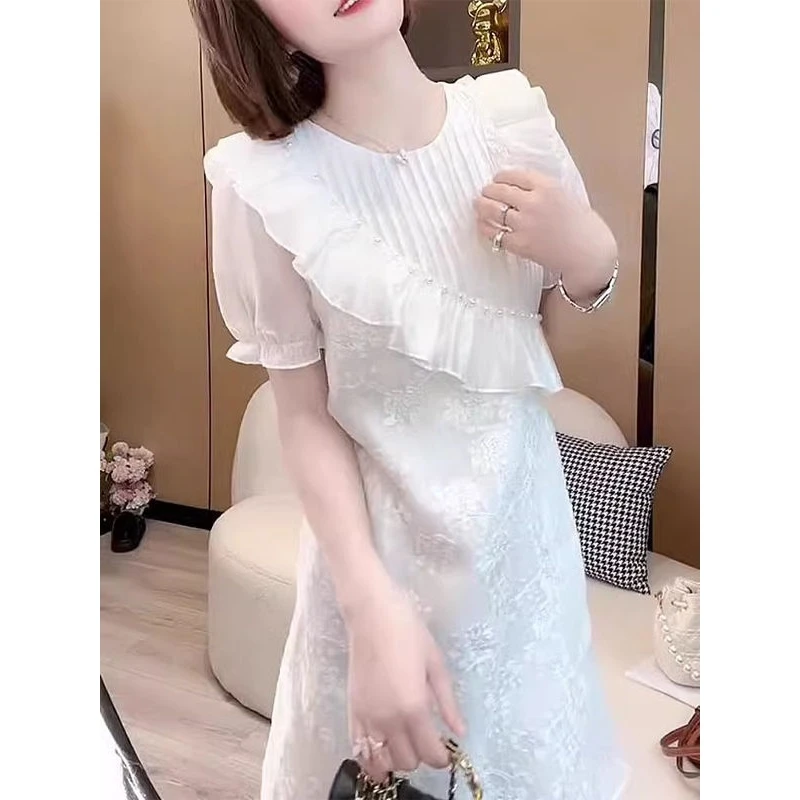 高腰显瘦重工刺绣连衣裙2024夏新款超好看温柔风设计感木耳边裙子