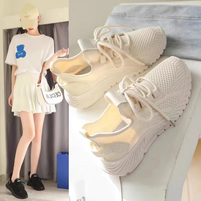 软底爆款女鞋2024年夏季百搭轻便网面飞织透气休闲运动跑步椰子鞋
