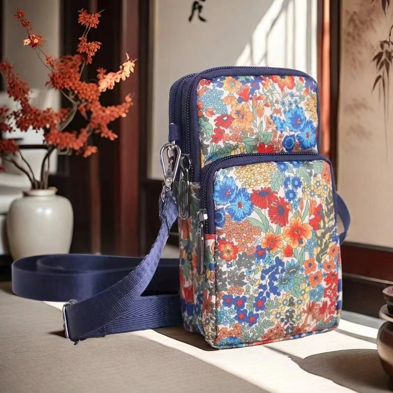 印花尼龙斜挎包女款包包百搭包包女士包上档次小众高级感休闲H987