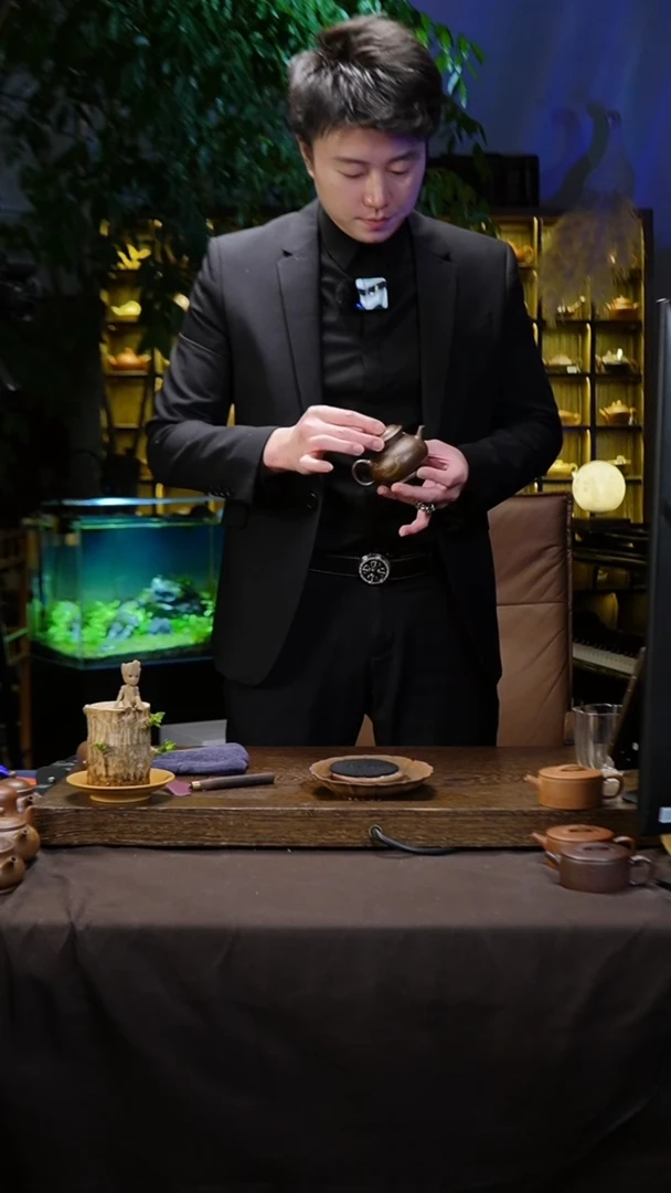 【闪购商品】紫砂茶壶乘风阁原创.紫泥《凤凰涅槃》