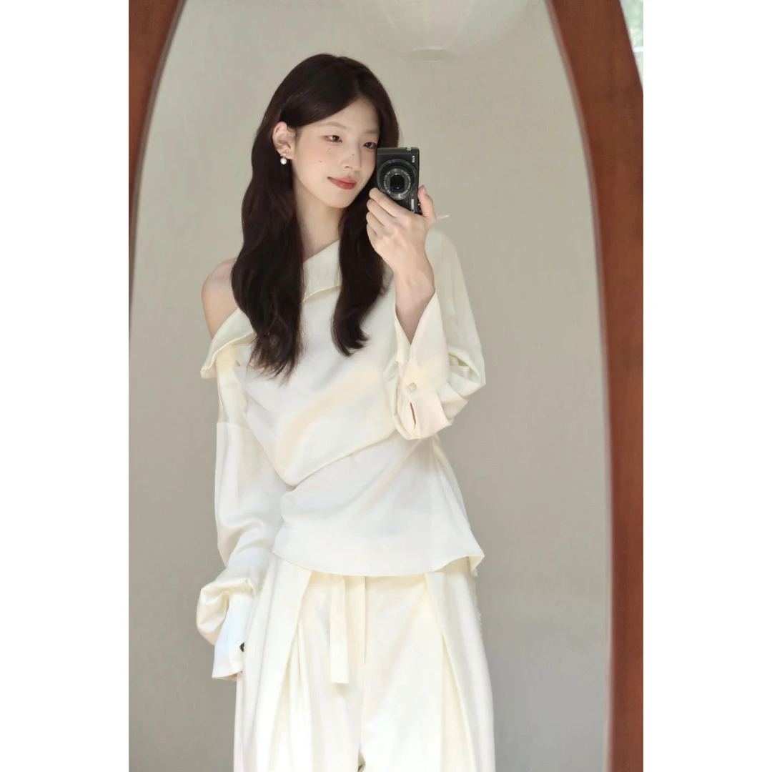 不规则一字领设计感衬衫女早秋高级感褶皱喇叭袖上衣休闲阔腿长裤