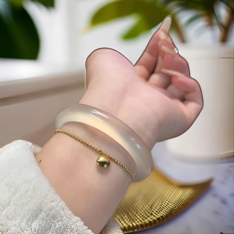 上等手镯天然正品马料香槟金荔枝冻手镯时尚女款玛瑙玉髓高冰玉镯