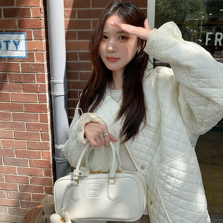 张贝贝泡芙菱格纯色保暖棉服女宽松显瘦百搭圆领长袖羽绒棉服外套