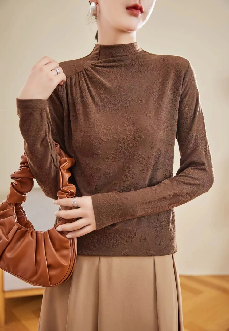 【踏雪寻梅】半高领修身显瘦重工提花打底衫女秋冬新款长袖T桖上衣