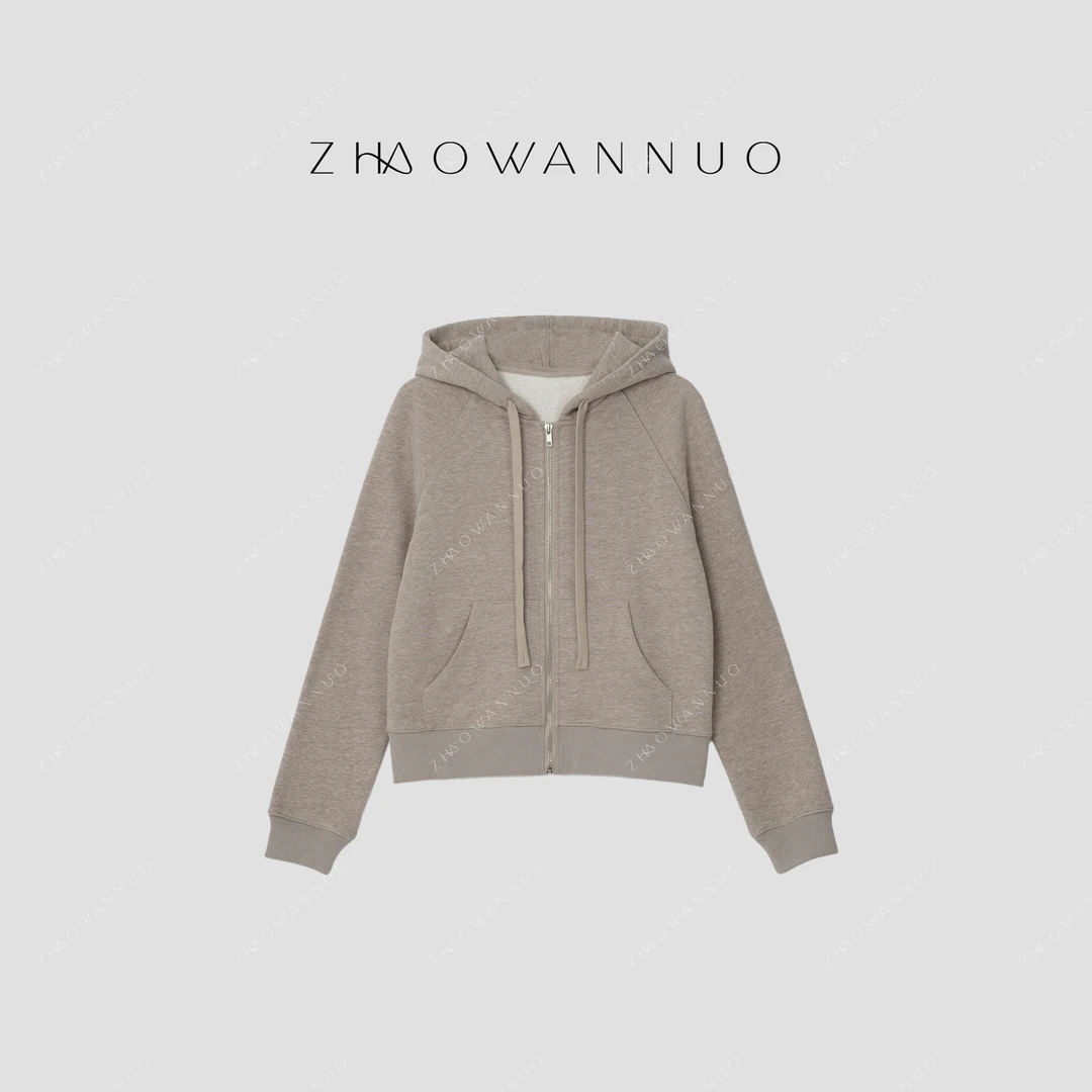 ZHAO WANNUO 丨 24早秋新品小熊印花显瘦修身卫衣NC0082