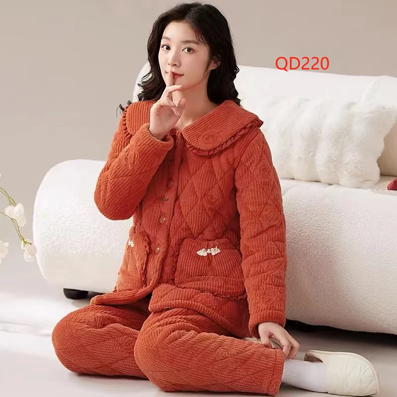 米兔家居服冬季女士蛋糕牛奶绒提花翻领花边三层夹棉QD220