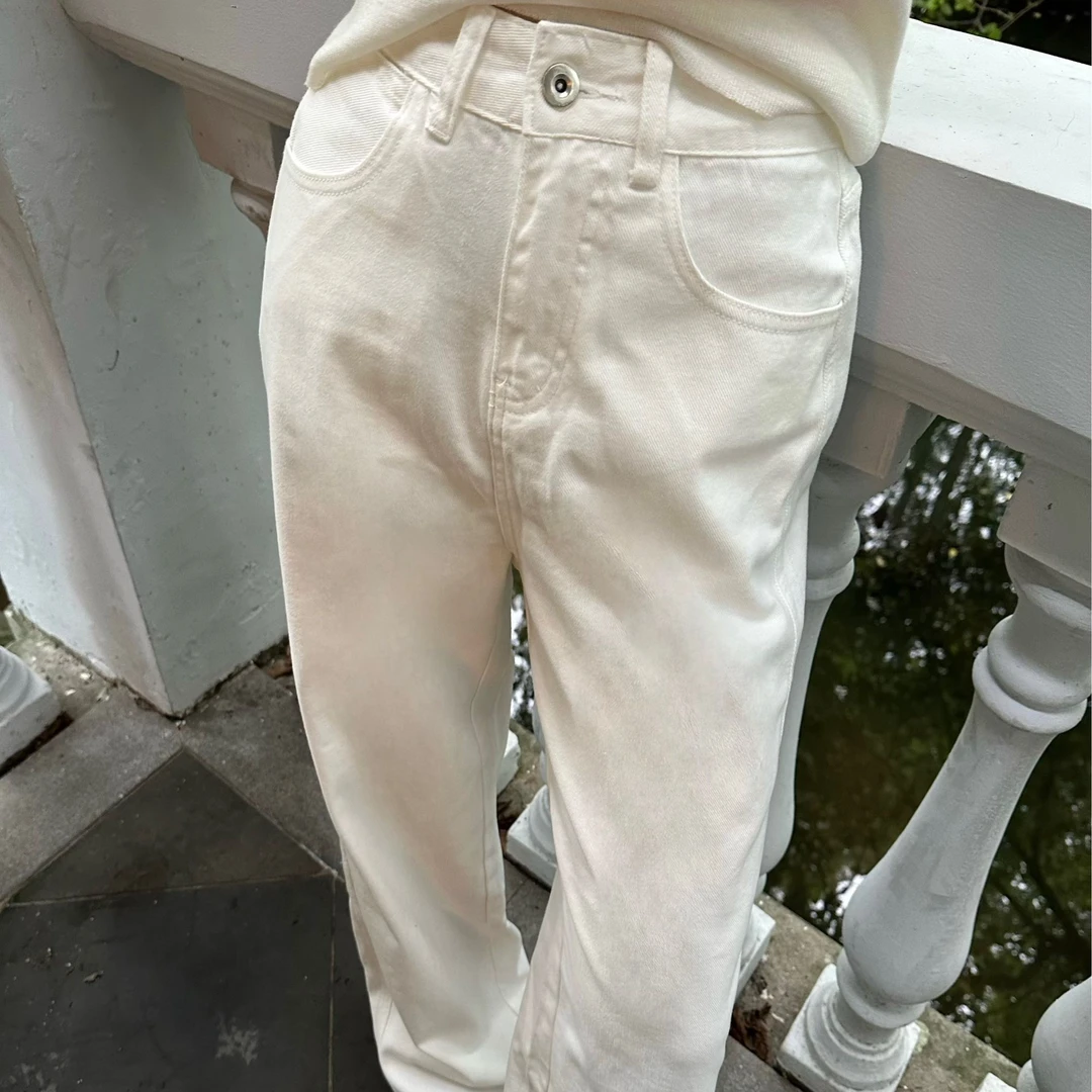 金饺子 【老钱感】直筒白色牛仔裤显腿细必入款秋冬常规薄绒双版本